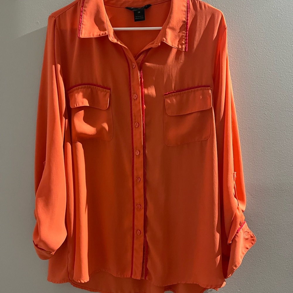 Investments II Women's Salmon Blouse w/ Pink Piping - Size 2X